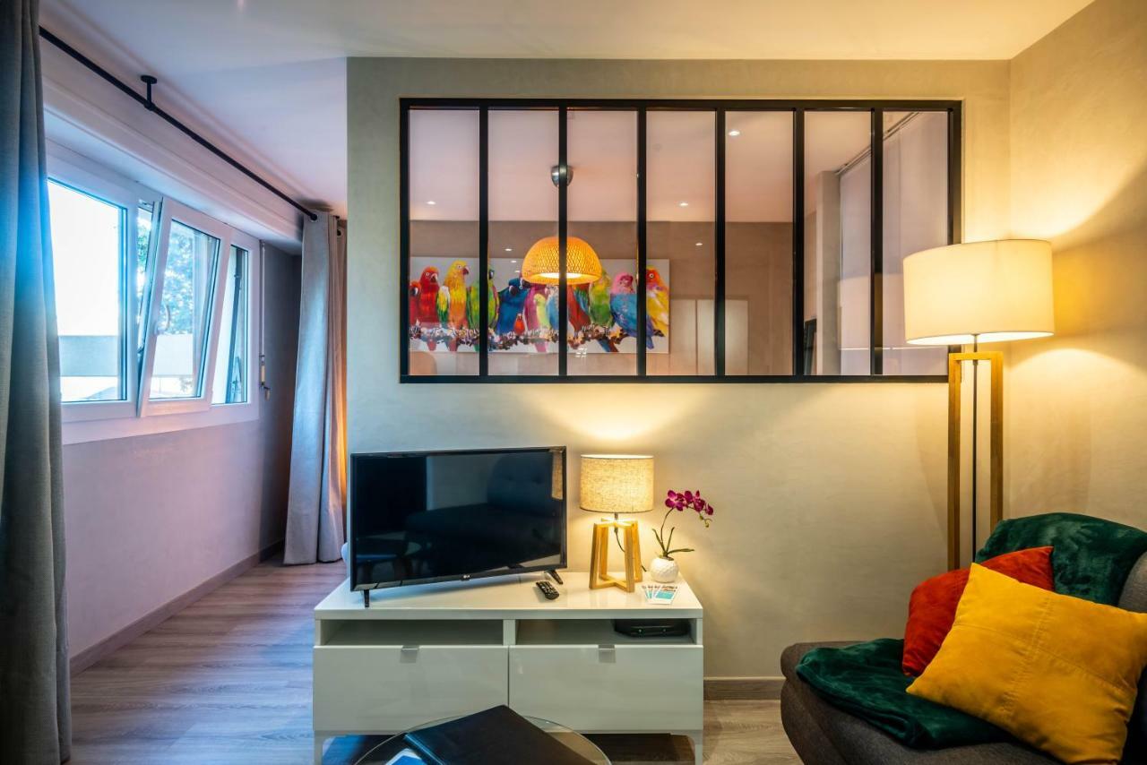 Le Chatelet- Parking Gratuit - Cosy Et Design - A 10 Mn De Geneve Annemasse Eksteriør bilde