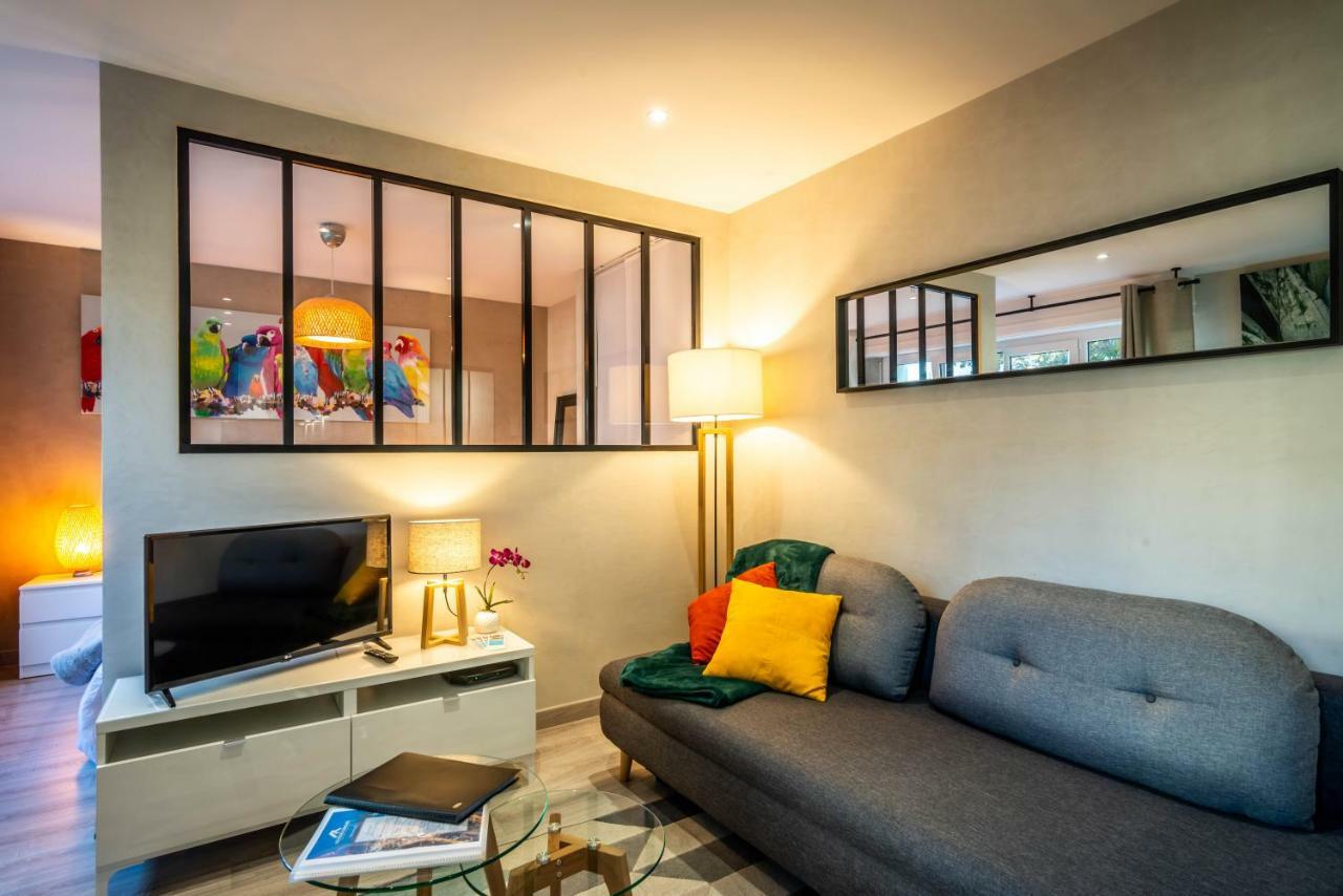Le Chatelet- Parking Gratuit - Cosy Et Design - A 10 Mn De Geneve Annemasse Eksteriør bilde